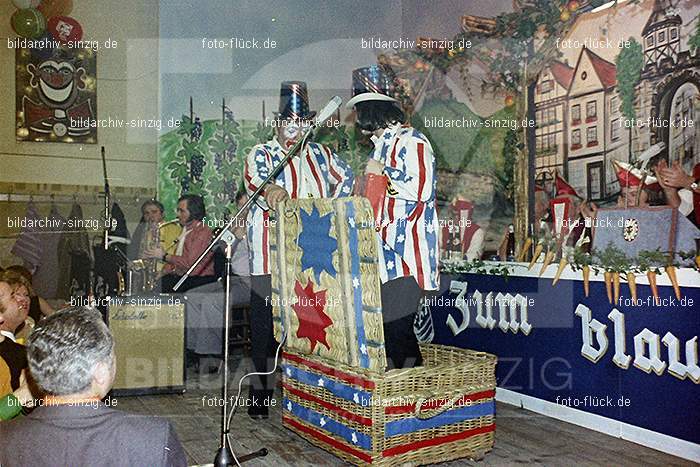 1974 Karnevalssitzung Westum im Saal Herges: KRWSSLHR-012419