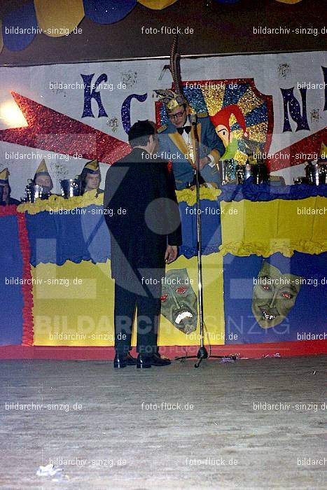 1974 Prinzenproklamation im Helenensaal Sinzig: PRHLSN-012461