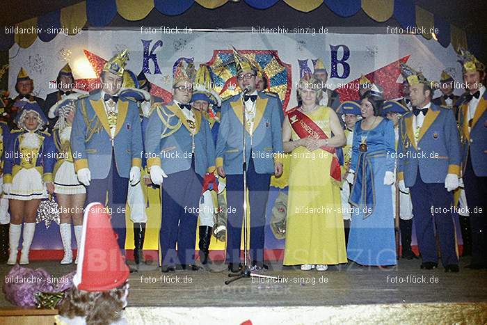 1974 Prinzenproklamation im Helenensaal Sinzig: PRHLSN-012489