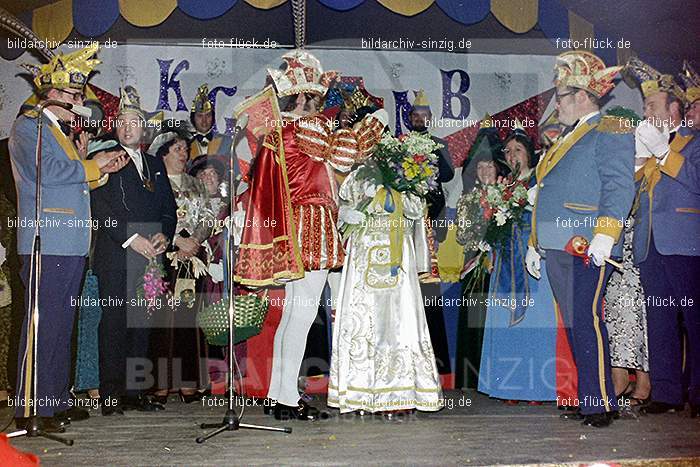 1974 Prinzenproklamation im Helenensaal Sinzig: PRHLSN-012511