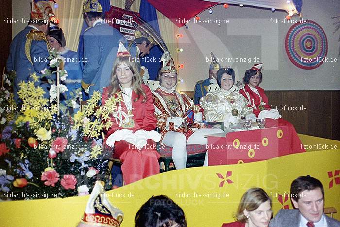 1974 Prinzenproklamation im Helenensaal Sinzig: PRHLSN-012514