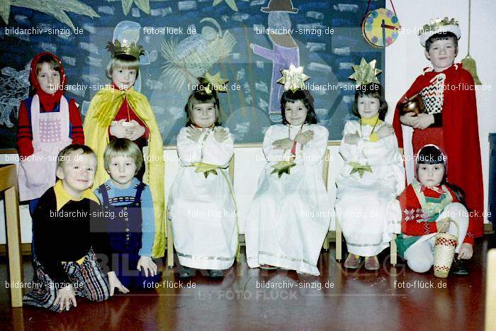 1974 Kindergarten St. Peter Heilige 3 Könige: KNSTPTHLKN-012547