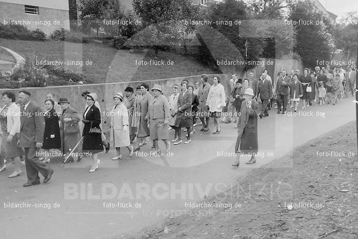 Heiliger Jodokus Wallfahrt nach Langenfeld ca. 1950 – 1975: HLJDWLLNC-001275