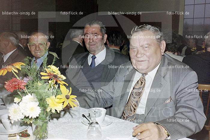 1974 Seniorenkaffee im Helenensaal Sinzig: SNHLSN-012803