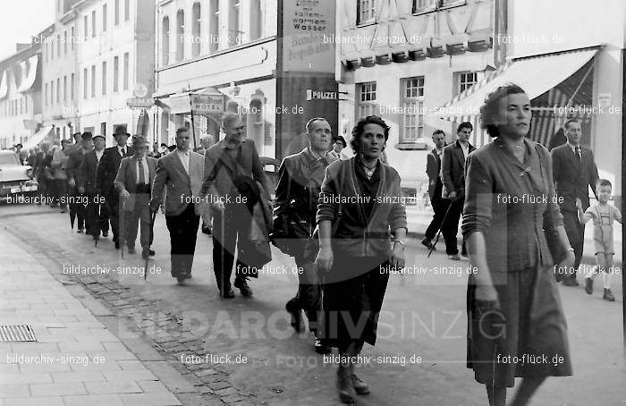 Heiliger Jodokus Wallfahrt nach Langenfeld ca. 1950 – 1975: HLJDWLLNC-001288