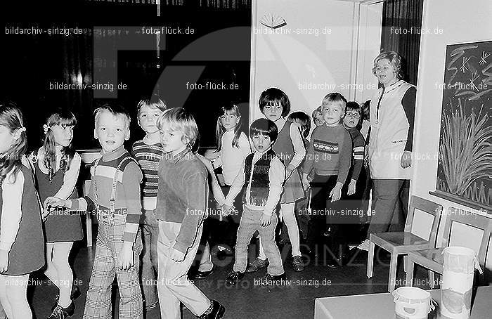 1972 St. Martin im Kath. Kindergarten St. Peter in Sinzig: STMRKTKNSTPTSN-013009