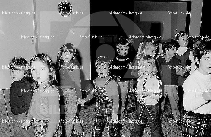 1972 St. Martin im Kath. Kindergarten St. Peter in Sinzig: STMRKTKNSTPTSN-013013