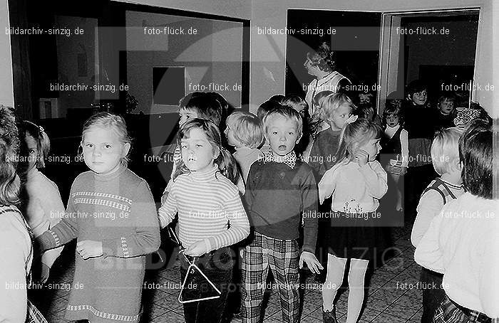 1972 St. Martin im Kath. Kindergarten St. Peter in Sinzig: STMRKTKNSTPTSN-013014