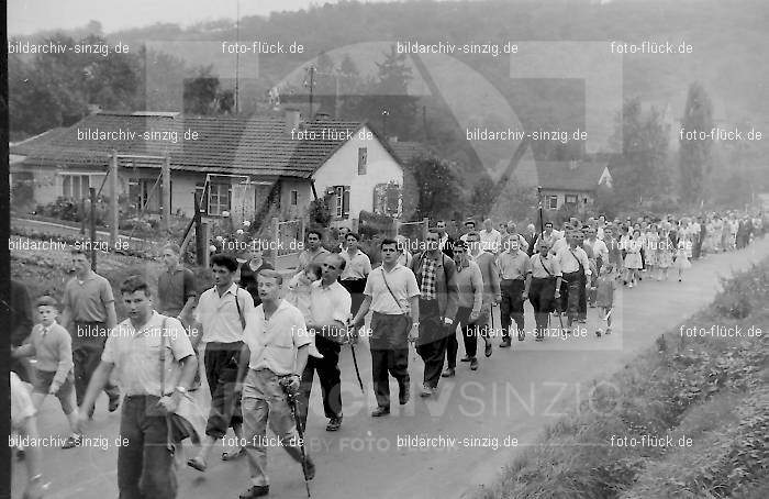 Heiliger Jodokus Wallfahrt nach Langenfeld ca. 1950 – 1975: HLJDWLLNC-001303