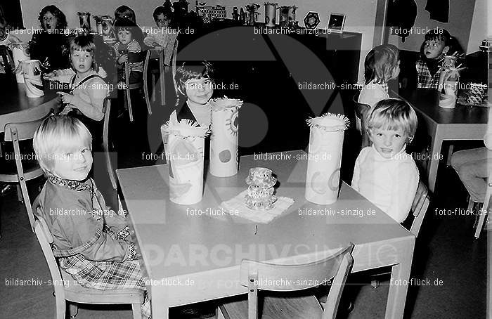 1972 St. Martin im Kath. Kindergarten St. Peter in Sinzig: STMRKTKNSTPTSN-013057