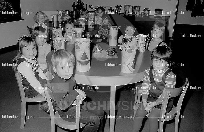 1972 St. Martin im Kath. Kindergarten St. Peter in Sinzig: STMRKTKNSTPTSN-013065
