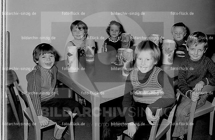 1972 St. Martin im Kath. Kindergarten St. Peter in Sinzig: STMRKTKNSTPTSN-013072