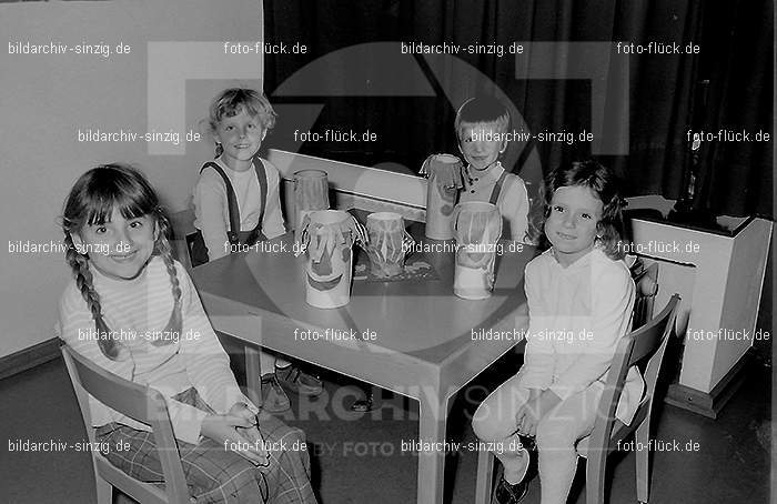 1972 St. Martin im Kath. Kindergarten St. Peter in Sinzig: STMRKTKNSTPTSN-013073