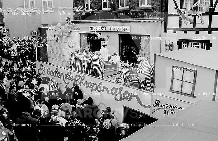 1972 Karnevalsumzug - Veilchendienstag in Sinzig: KRVLSN-013421