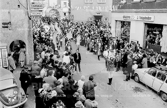 1972 Karnevalsumzug - Veilchendienstag in Sinzig: KRVLSN-013422