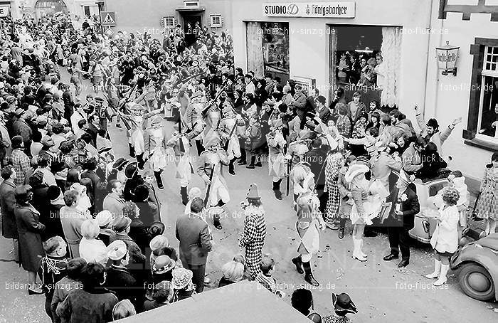 1972 Karnevalsumzug - Veilchendienstag in Sinzig: KRVLSN-013431