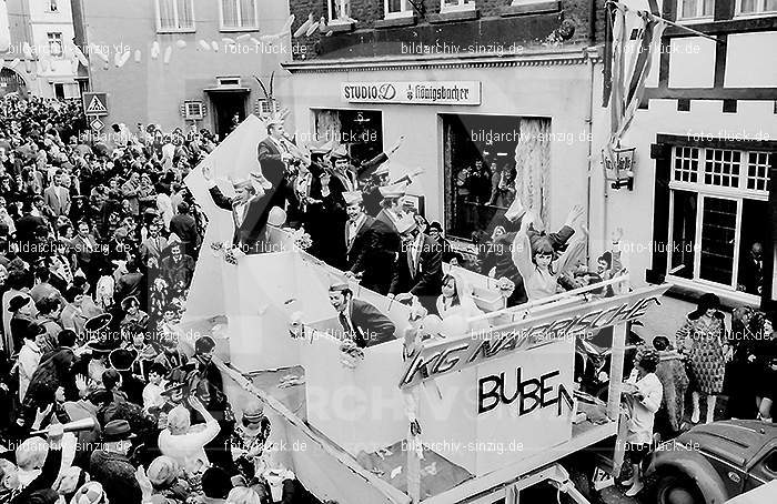 1972 Karnevalsumzug - Veilchendienstag in Sinzig: KRVLSN-013433
