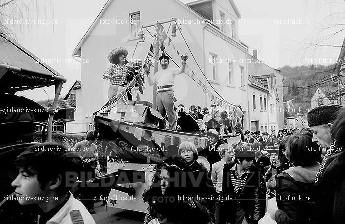 1972 Karnevalsumzug - Veilchendienstag in Sinzig: KRVLSN-013441
