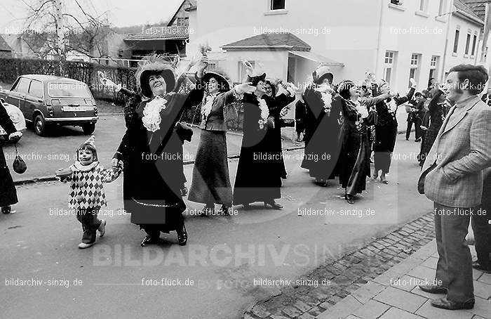 1972 Karnevalsumzug - Veilchendienstag in Sinzig: KRVLSN-013450