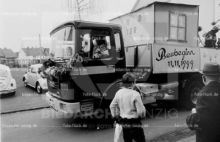 1972 Karnevalsumzug - Veilchendienstag in Sinzig: KRVLSN-013455