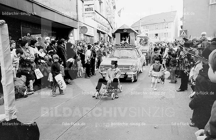 1972 Karnevalsumzug - Veilchendienstag in Sinzig: KRVLSN-013477