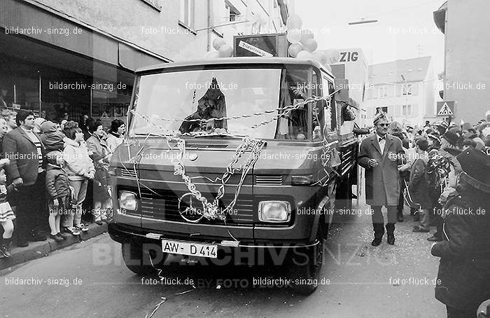 1972 Karnevalsumzug - Veilchendienstag in Sinzig: KRVLSN-013479