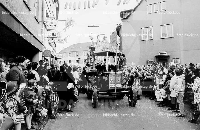 1972 Karnevalsumzug - Veilchendienstag in Sinzig: KRVLSN-013484