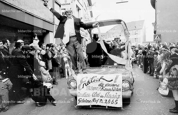 1972 Karnevalsumzug - Veilchendienstag in Sinzig: KRVLSN-013493