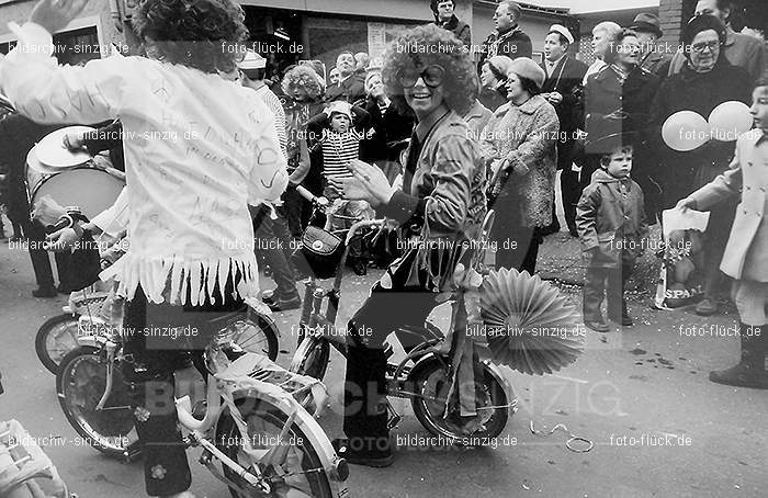 1972 Karnevalsumzug - Veilchendienstag in Sinzig: KRVLSN-013501