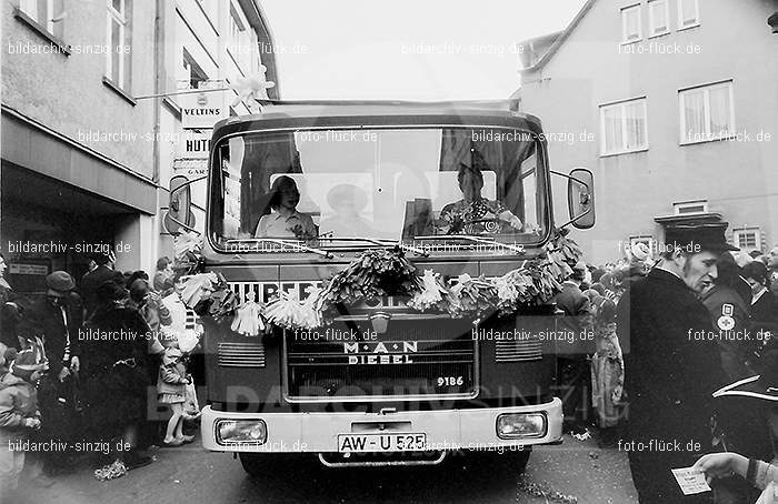 1972 Karnevalsumzug - Veilchendienstag in Sinzig: KRVLSN-013507