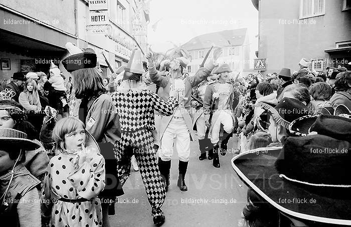 1972 Karnevalsumzug - Veilchendienstag in Sinzig: KRVLSN-013521