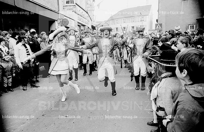 1972 Karnevalsumzug - Veilchendienstag in Sinzig: KRVLSN-013522