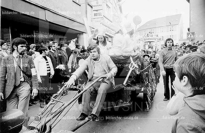 1972 Karnevalsumzug - Veilchendienstag in Sinzig: KRVLSN-013523