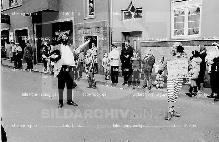 1972 Karnevalsumzug - Veilchendienstag in Sinzig: KRVLSN-013525