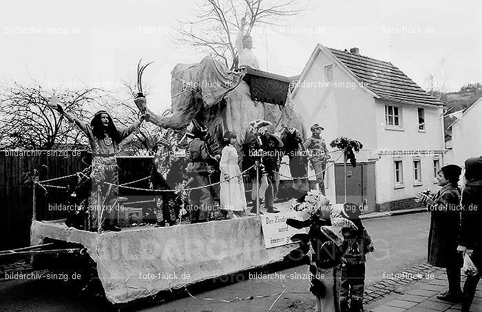 1972 Karnevalsumzug - Veilchendienstag in Sinzig: KRVLSN-013526