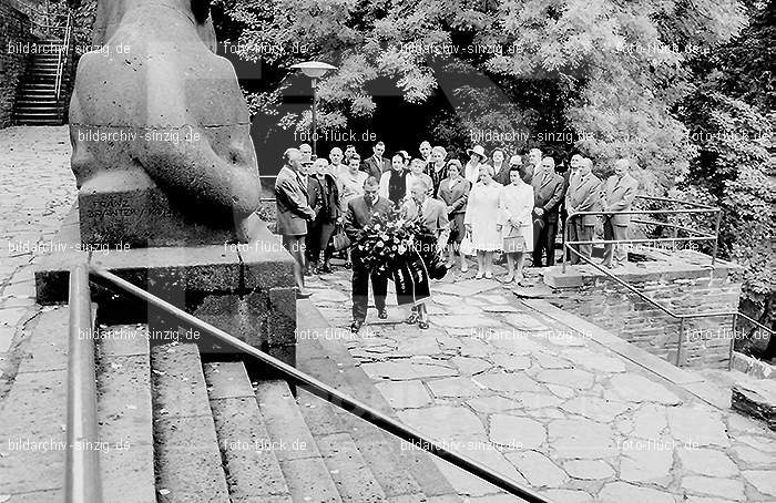 1971 Schultreffen der 60. Jährigen in Sinzig: SCJHSN-014153