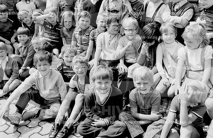 1971 Mai - Kath. Kindergarten St. Peter in Sinzig: MKTKNSTPTSN-014181