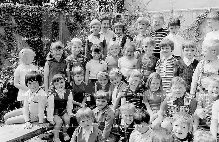 1971 Mai - Kath. Kindergarten St. Peter in Sinzig: MKTKNSTPTSN-014188