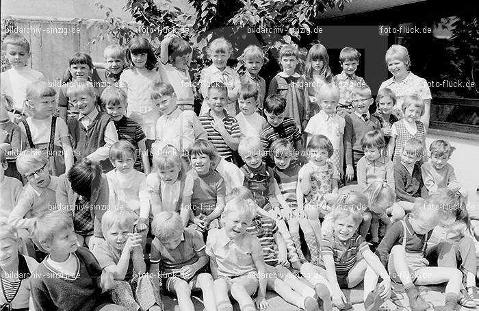 1971 Mai - Kath. Kindergarten St. Peter in Sinzig: MKTKNSTPTSN-014192
