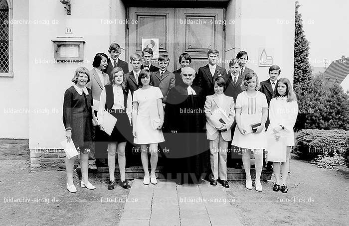 1971 Konfirmation in Sinzig: KNSN-014210