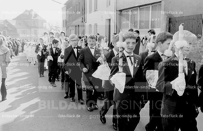 1971 Kinderkommunion in Sinzig: KNSN-014236