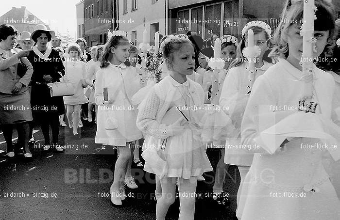 1971 Kinderkommunion in Sinzig: KNSN-014247