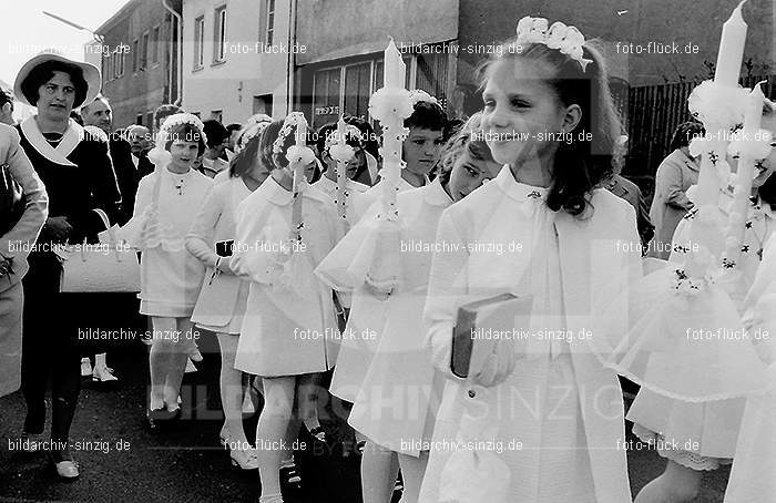 1971 Kinderkommunion in Sinzig: KNSN-014248