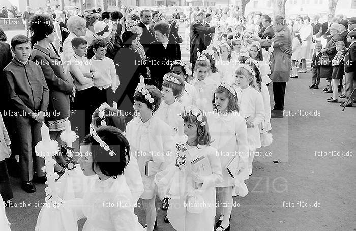 1971 Kinderkommunion in Sinzig: KNSN-014262