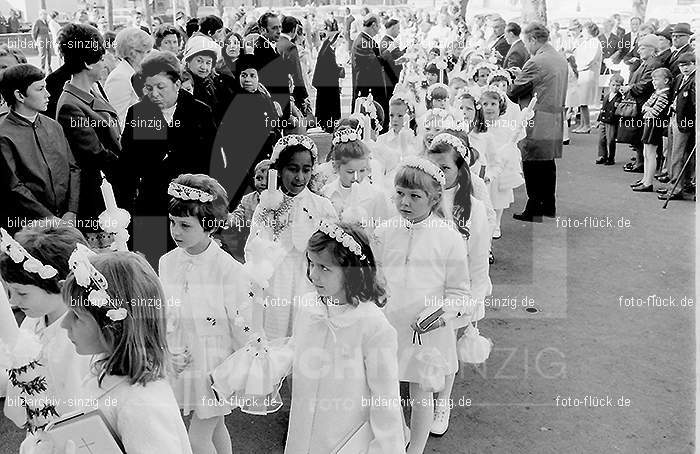 1971 Kinderkommunion in Sinzig: KNSN-014263