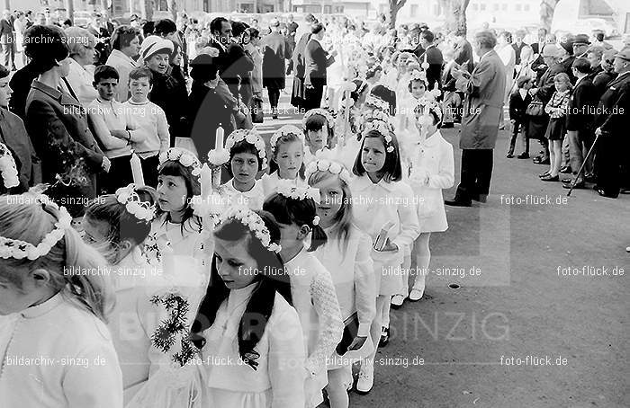 1971 Kinderkommunion in Sinzig: KNSN-014264