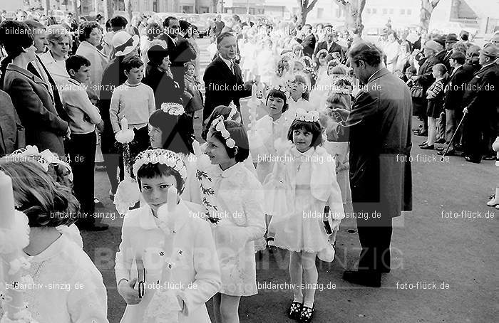 1971 Kinderkommunion in Sinzig: KNSN-014266