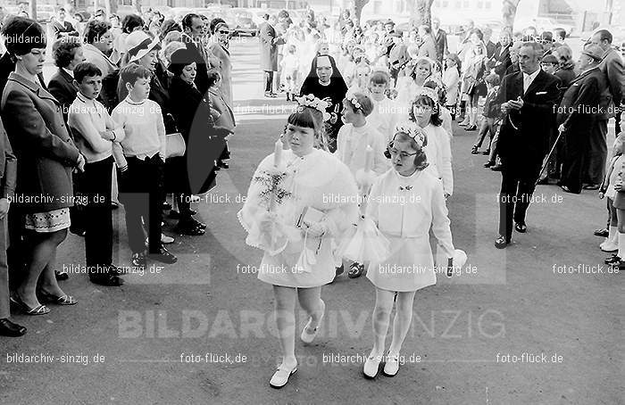 1971 Kinderkommunion in Sinzig: KNSN-014269