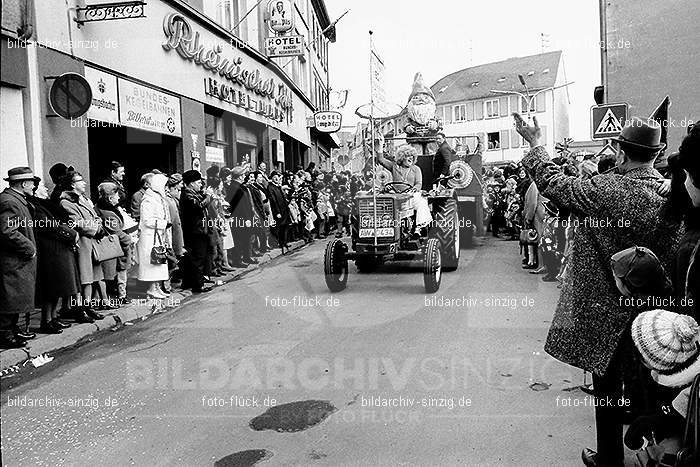 1971 Karnevalsumzug - Veilchendienstag in Sinzig: KRVLSN-014423