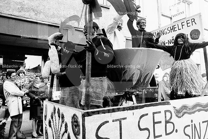 1971 Karnevalsumzug - Veilchendienstag in Sinzig: KRVLSN-014428